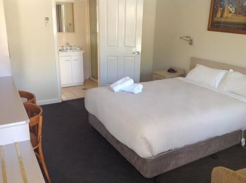 Gundagai Gabriel Motor Inn Екстериор снимка